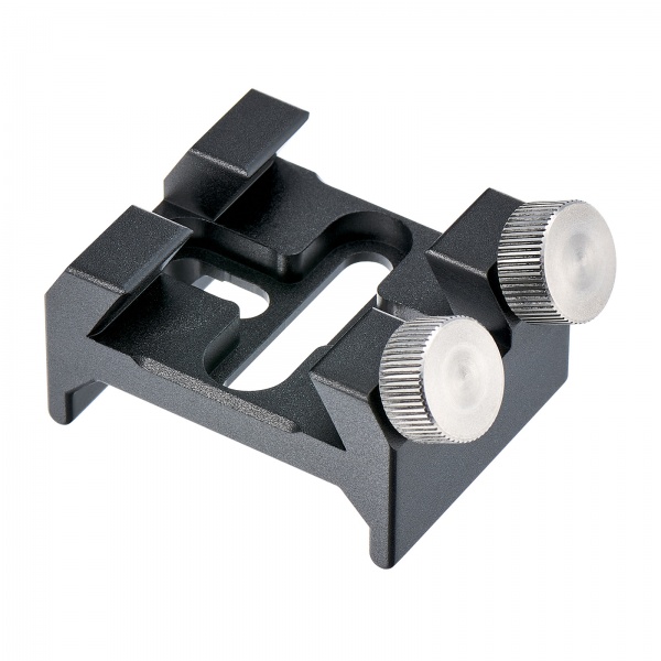 Astro Essentials Universal Finder Shoe